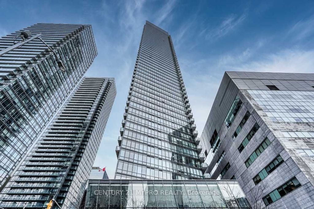 Photo of 832 Bay Street #2810, Toronto, ON M5S 1Z6 (MLS # C13051398)