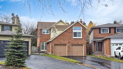 62 Bishop Crescent Markham ON L3P 4N7