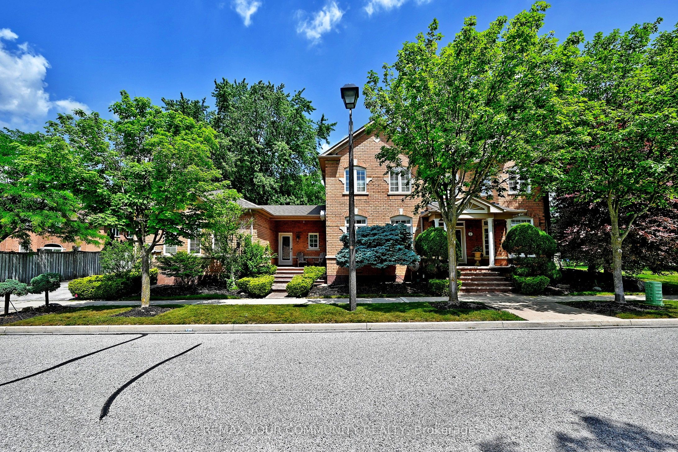 2 Winterberry Drive