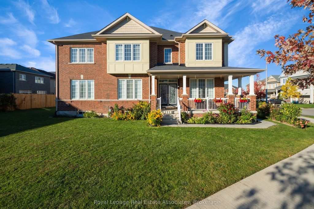 Photo of 121 Esther Crescent, Thorold, ON L3B 0H1 (MLS # X12774208)