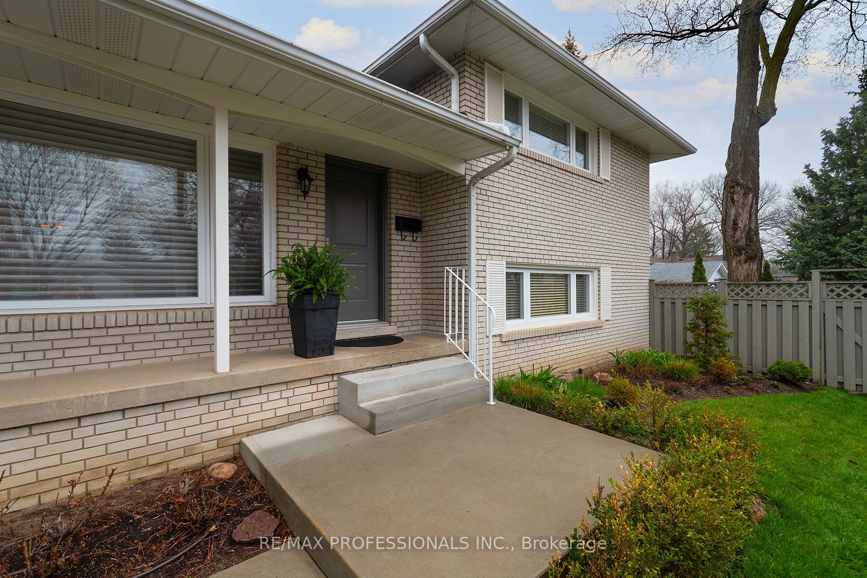 19 Boxwood Road