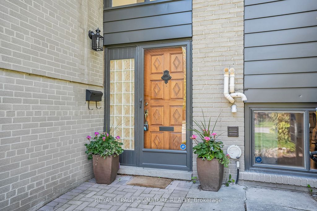 Photo of 136 Three Valleys Drive, Toronto, ON M3A 3B9 (MLS # C12446285)