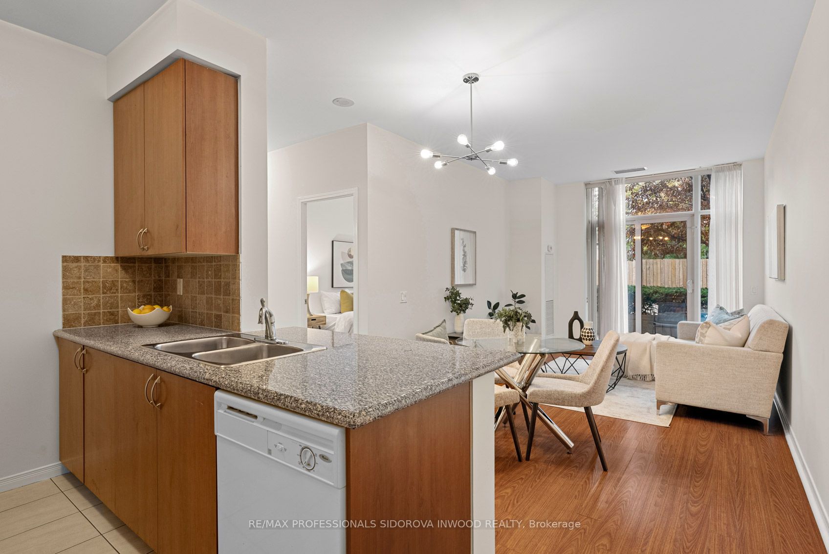 61 Heintzman Street 107