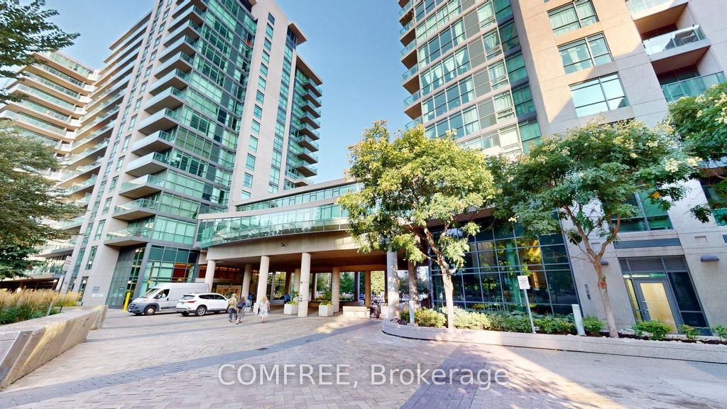 Photo of 209 Fort York Boulevard #473, Toronto, ON M5V 4A1 (MLS # C12425888)