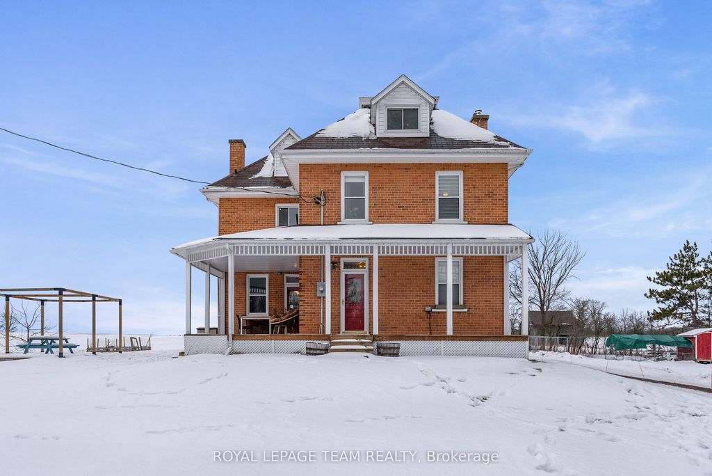 Photo of 186 MUD LAKE Road, Pembroke, ON K8A 6W4 (MLS # X12649046)