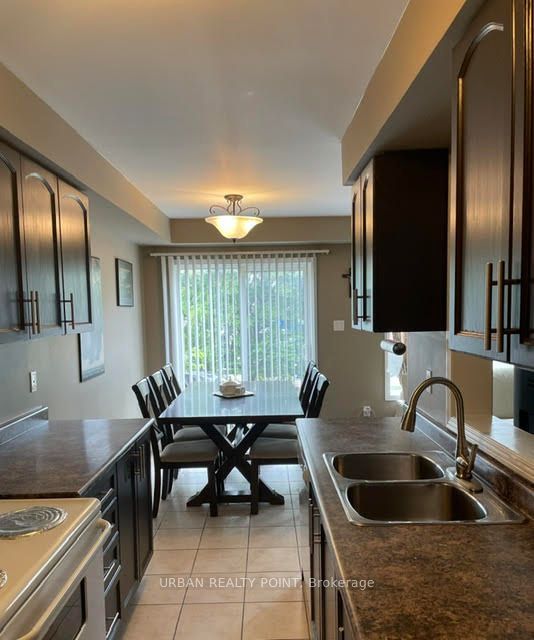 770 Othello Court 34