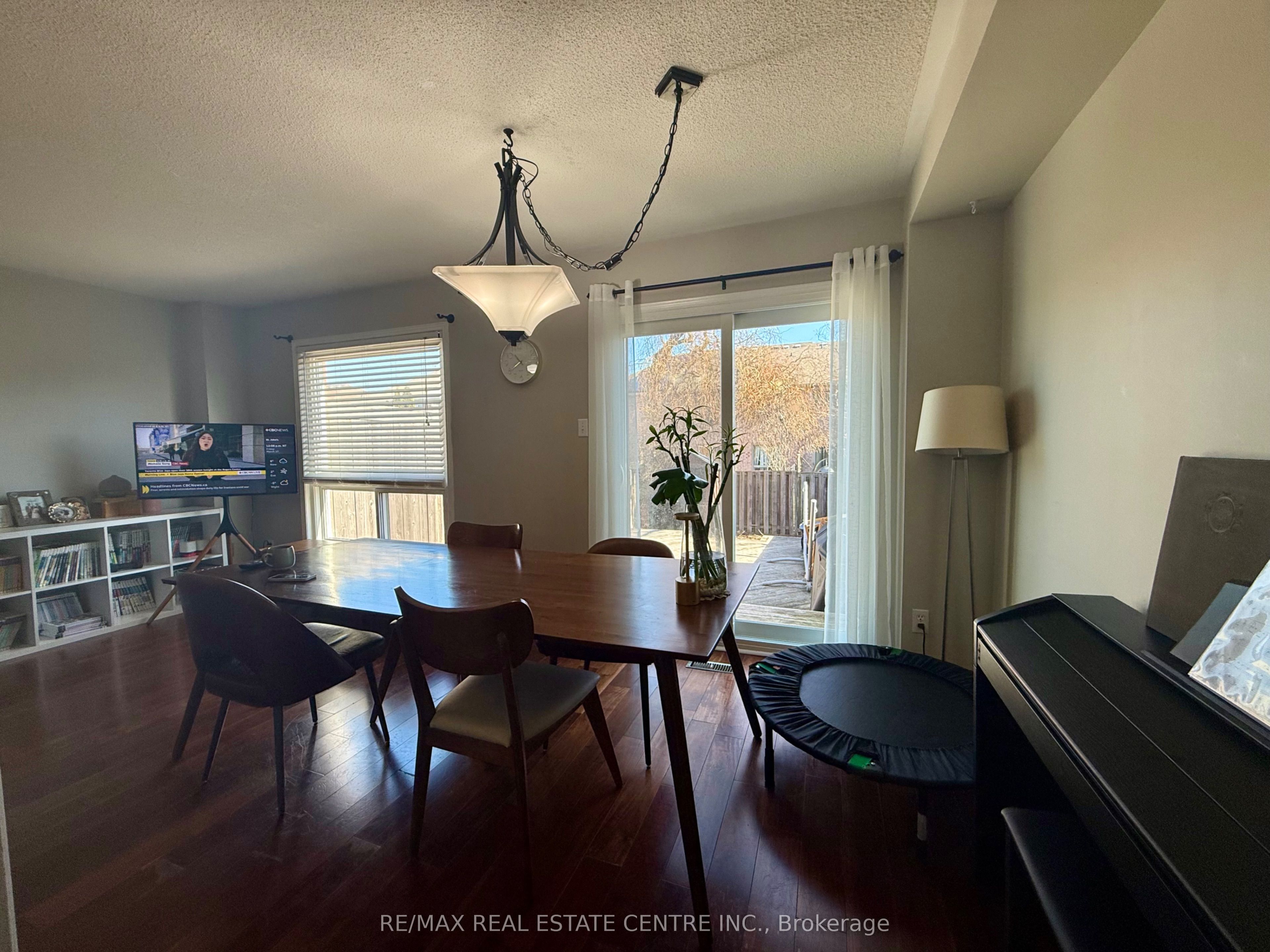 2225 Dale Ridge Drive