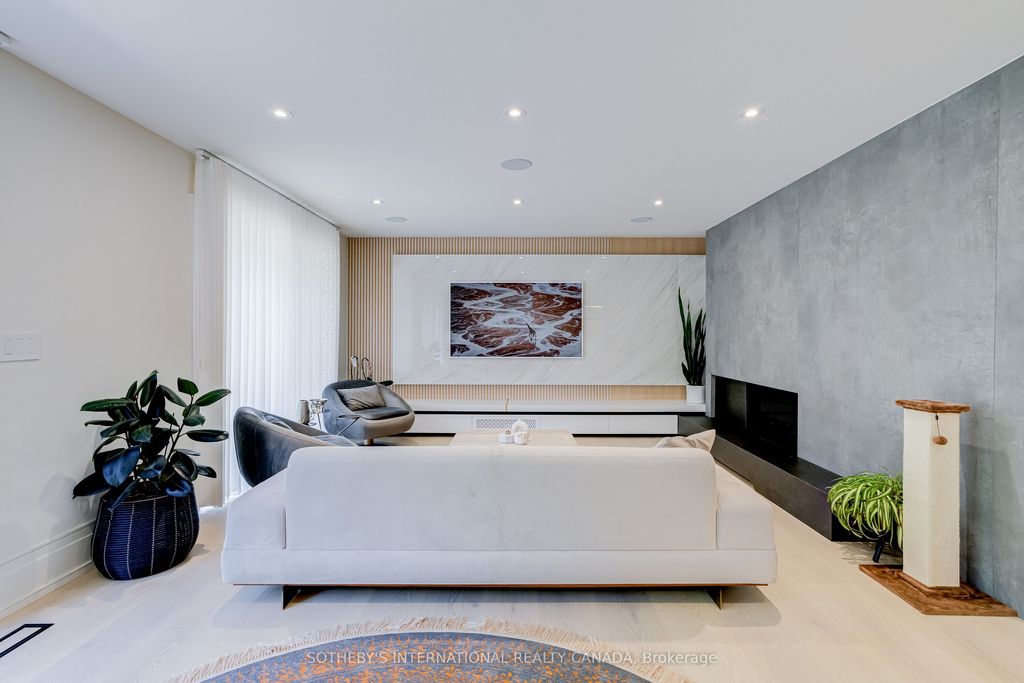Photo of 11 Sherin Court, Toronto, ON M9P 2J7 (MLS # W12375096)