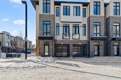 7 Howick Lane Richmond Hill ON L4C 5T1