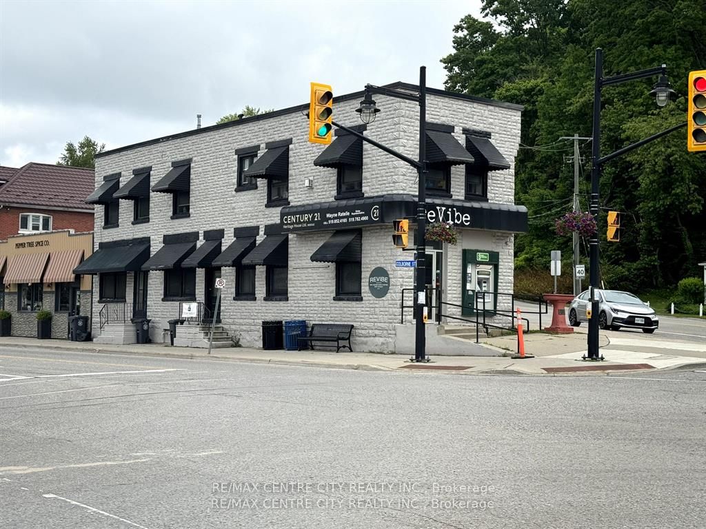 Photo 1 of 14 — 221 Colborne Street 1, Central Elgin, ON N5L 1C2