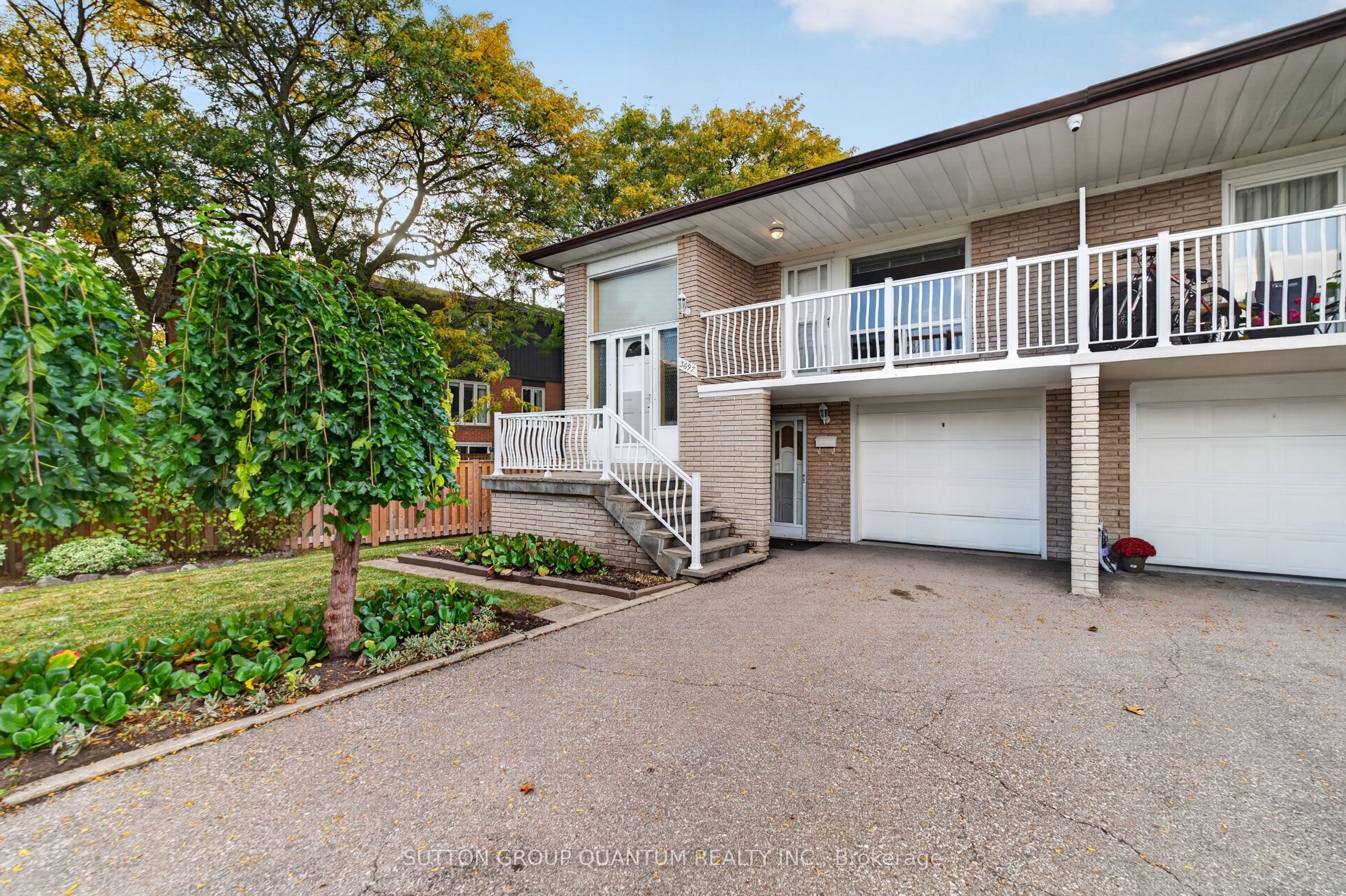 3697 Broomhill Crescent