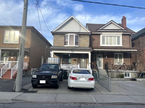 71 Russett Avenue Toronto ON M6H 3M4