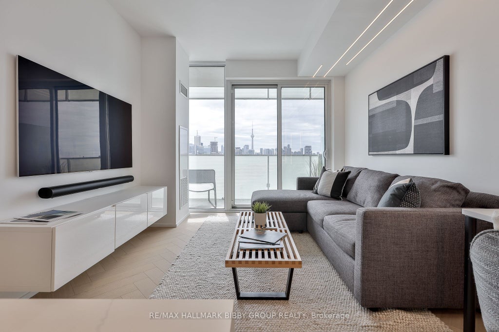 Photo of 200 Bloor Street W #1204, Toronto, ON M5S 1T8 (MLS # C13818622)