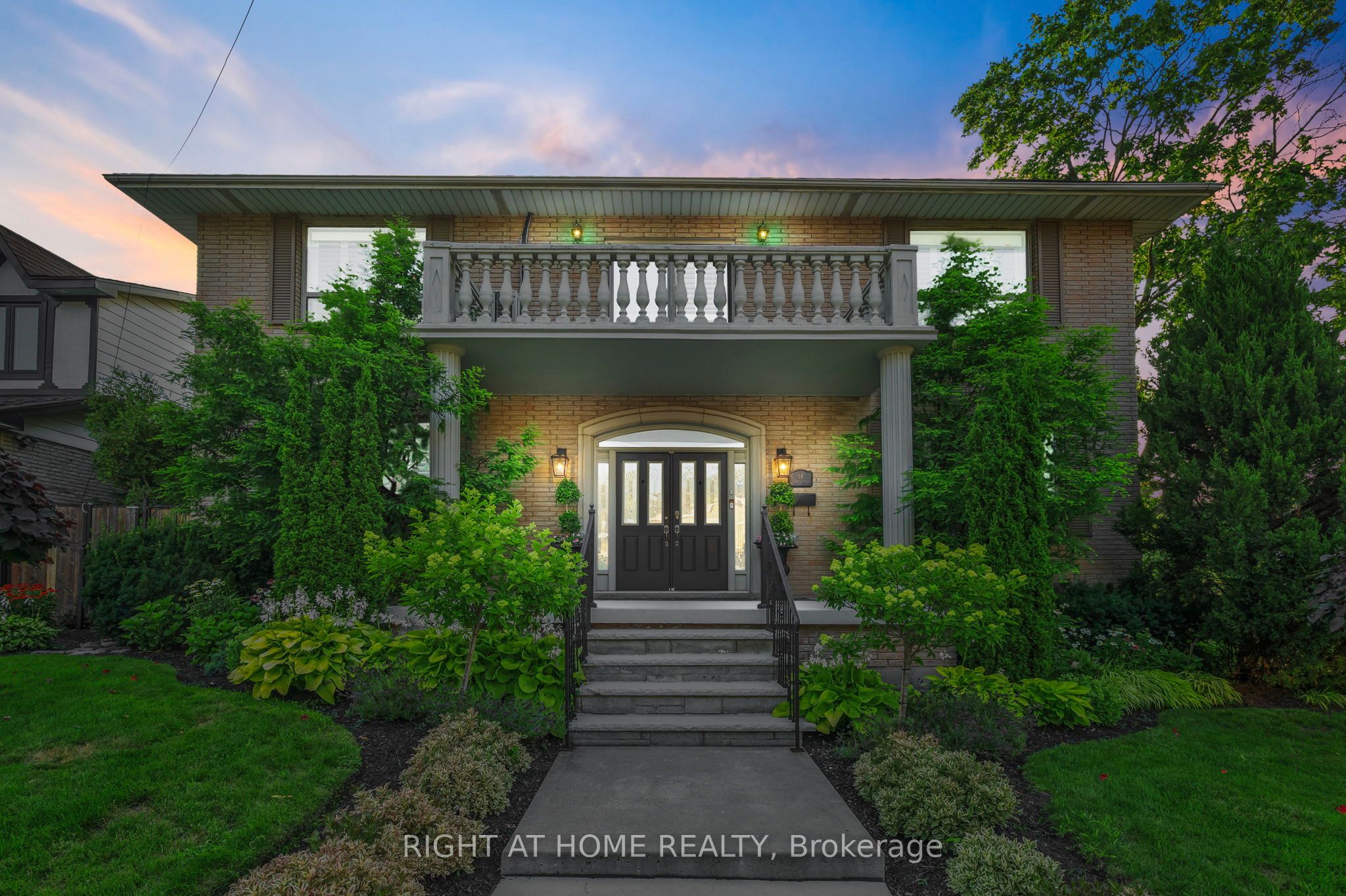 14 Delbrook Court