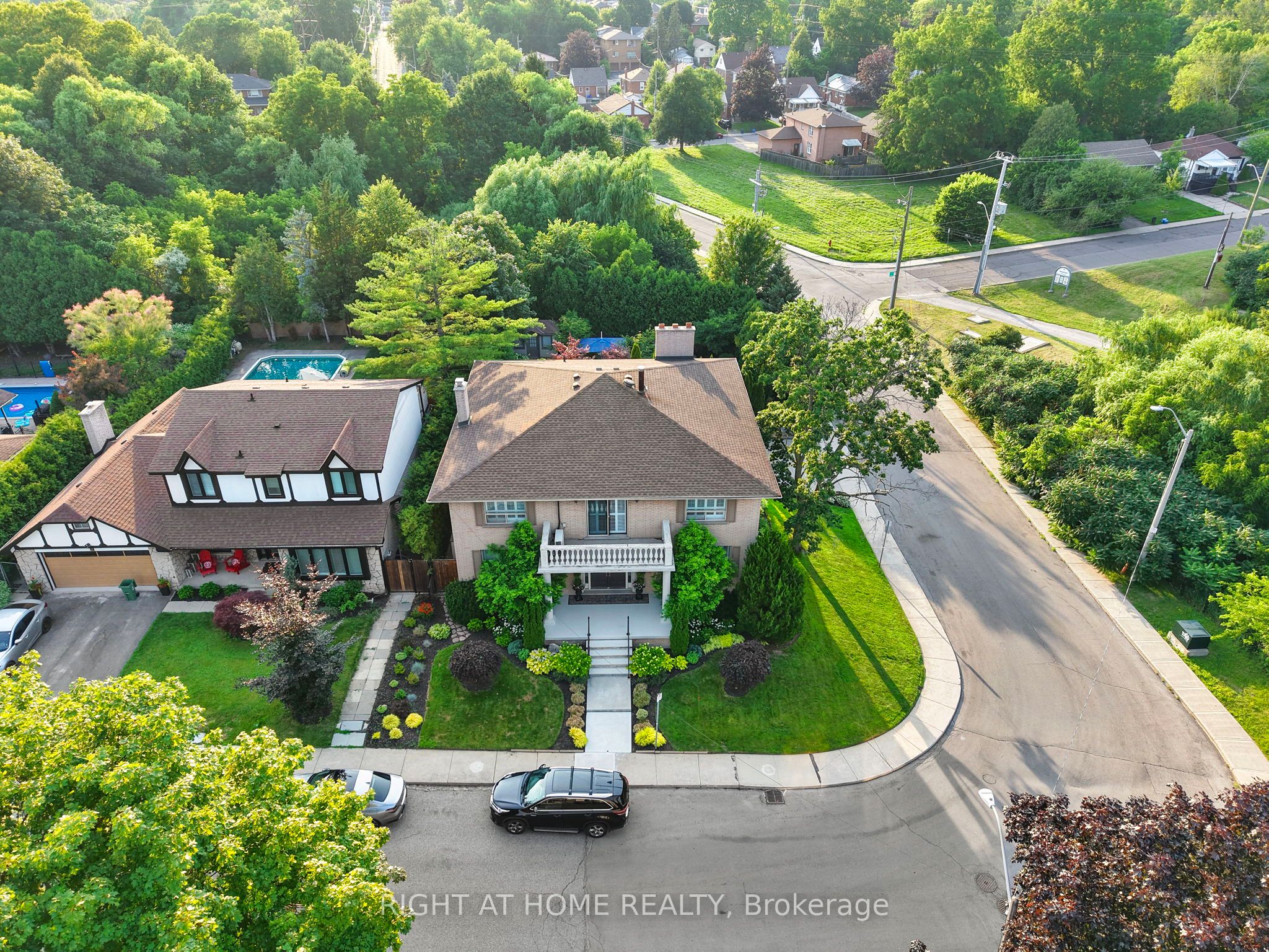 14 Delbrook Court