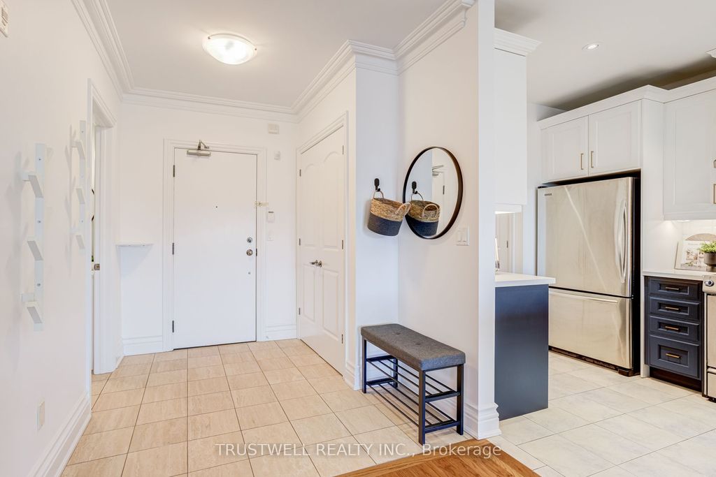 Photo of 1 Verclaire Gate #303, Markham, ON L3R 8N1 (MLS # N12994144)