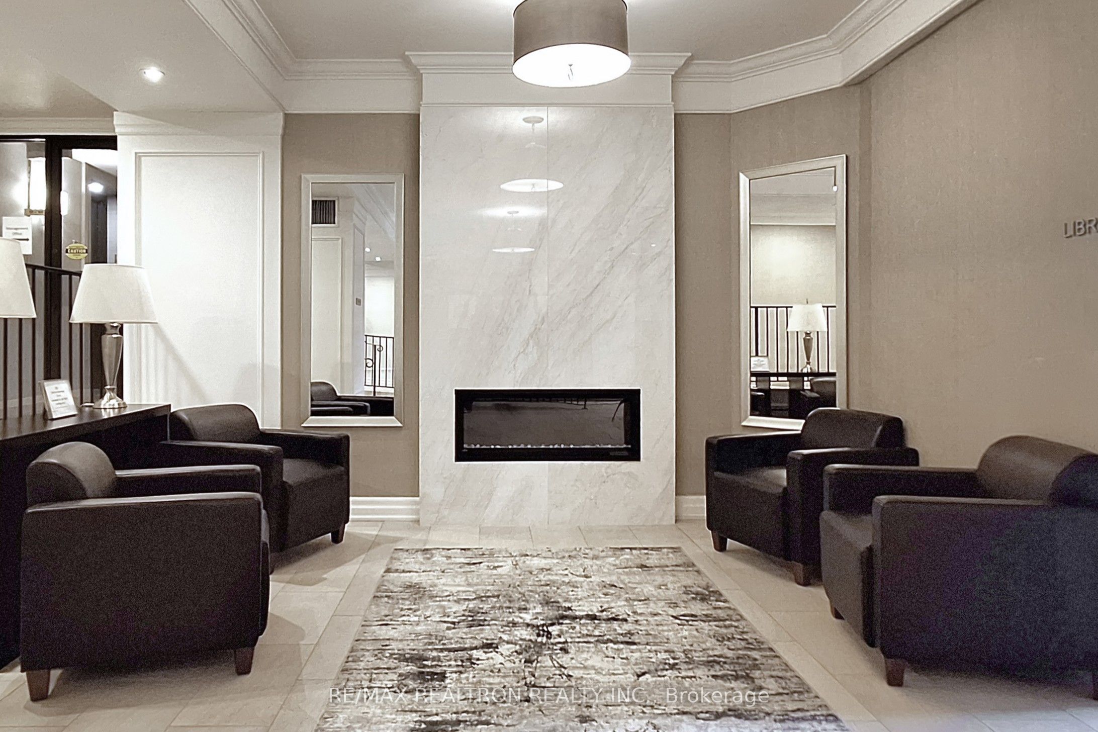 5 Weldrick Road W 703