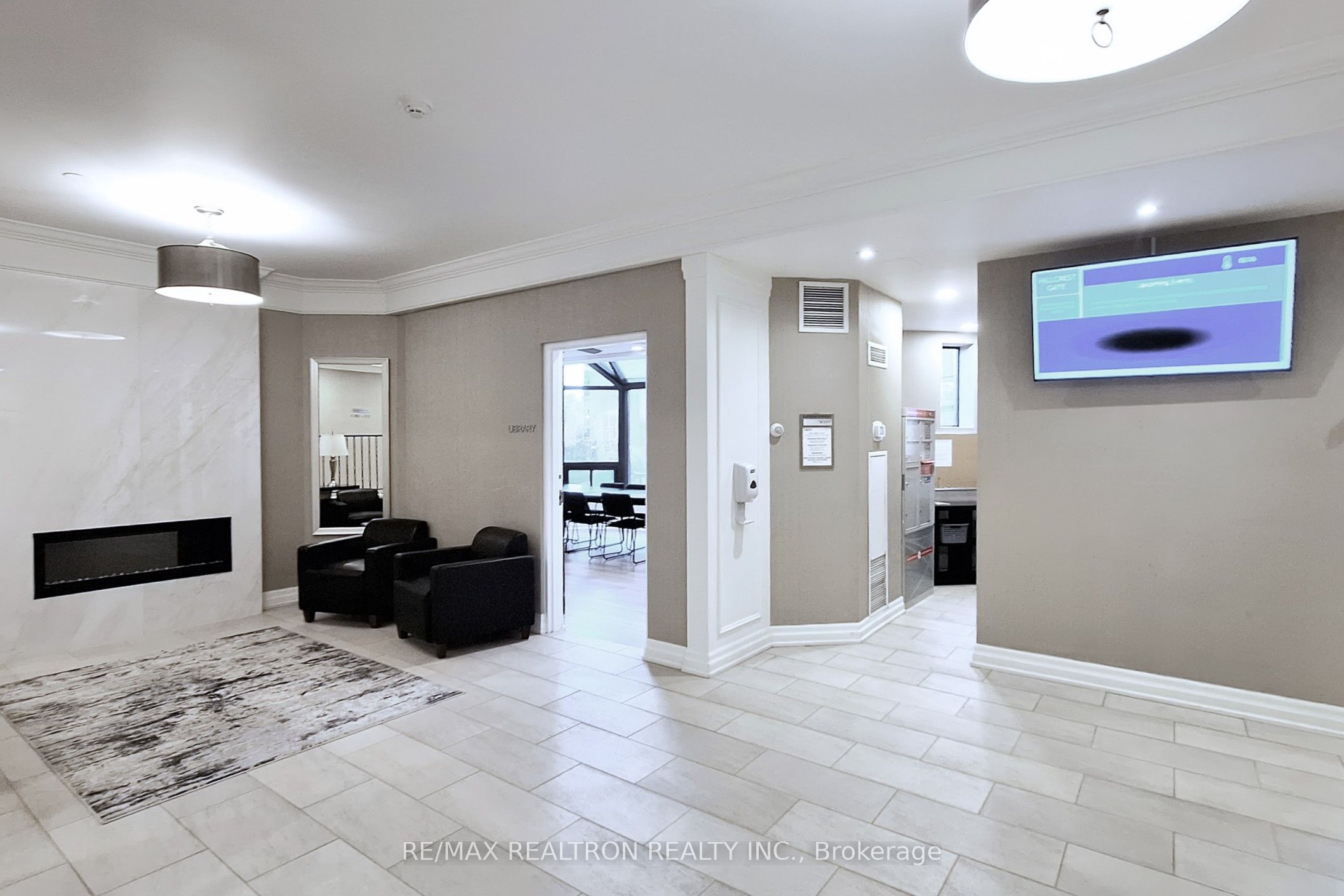 5 Weldrick Road W 703