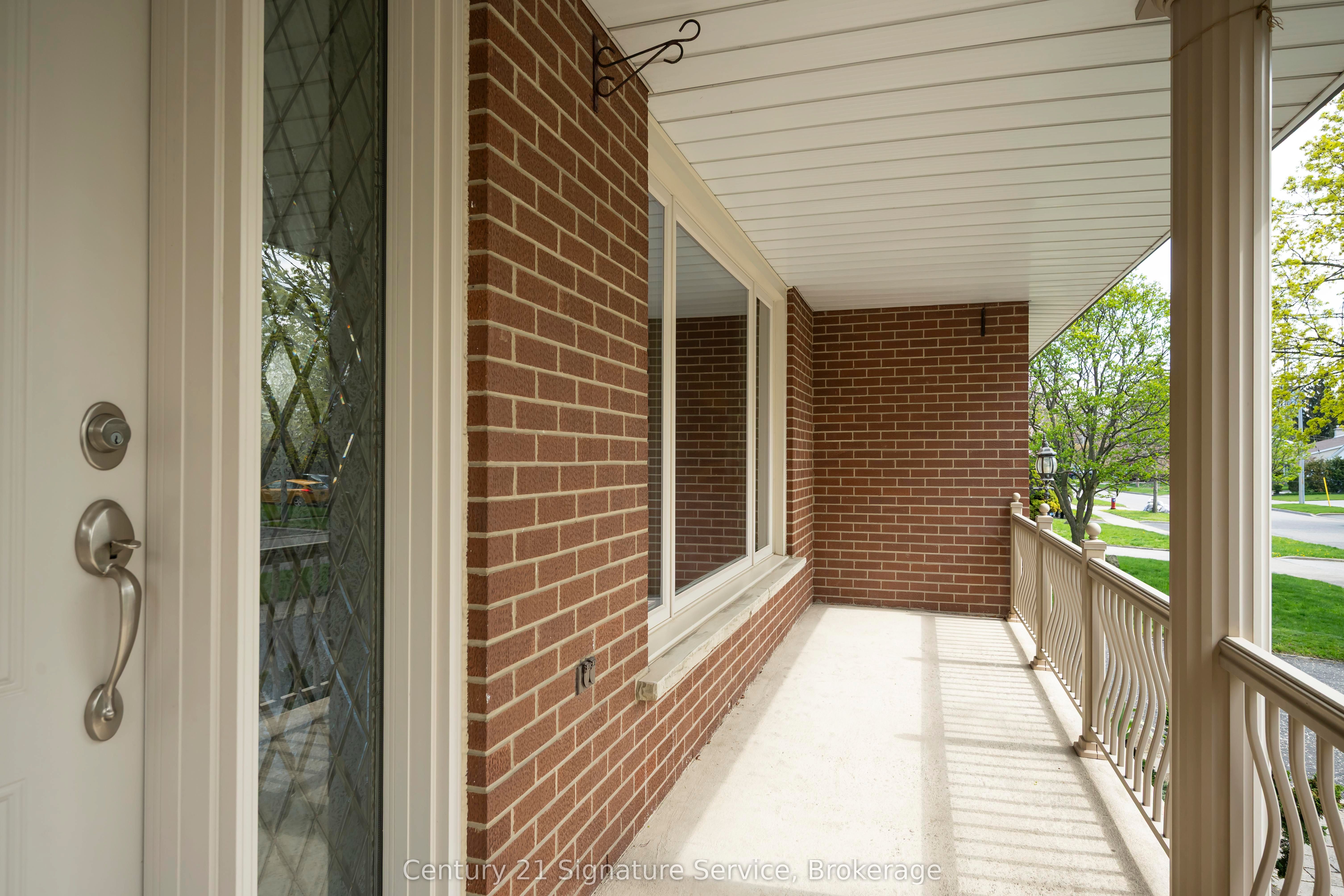 1459 Venta Avenue