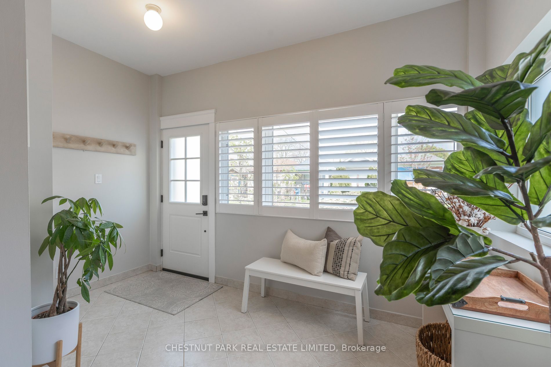 655 Mortimer Avenue