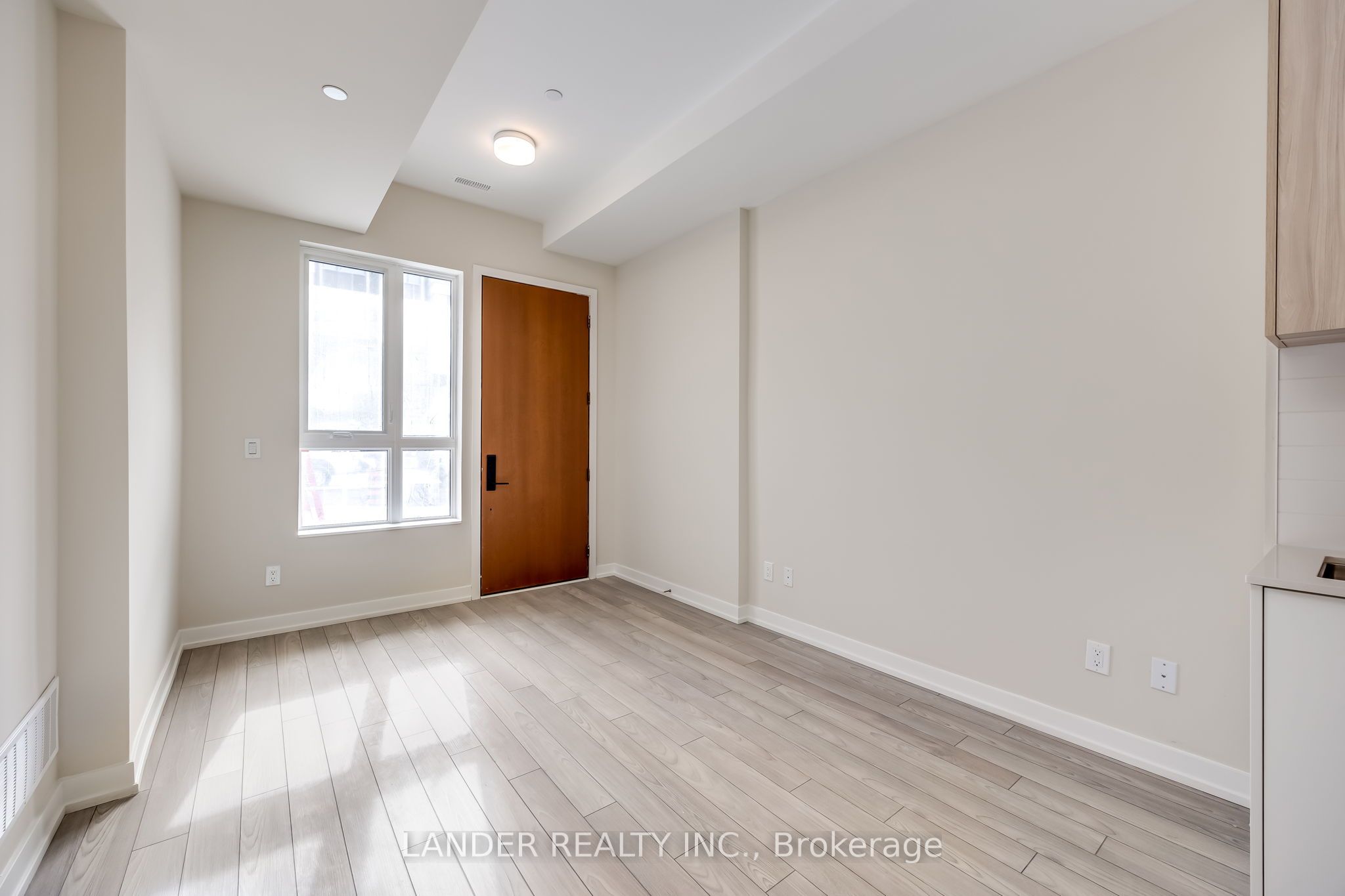 10 WALDER Lane G107