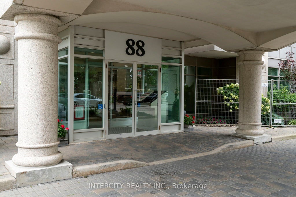 Photo of 88 Palace Pier Court #907, Toronto, ON M8V 4C2 (MLS # W13811992)