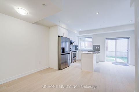 135 Frederick Tisdale Drive Toronto ON M3K 0C6