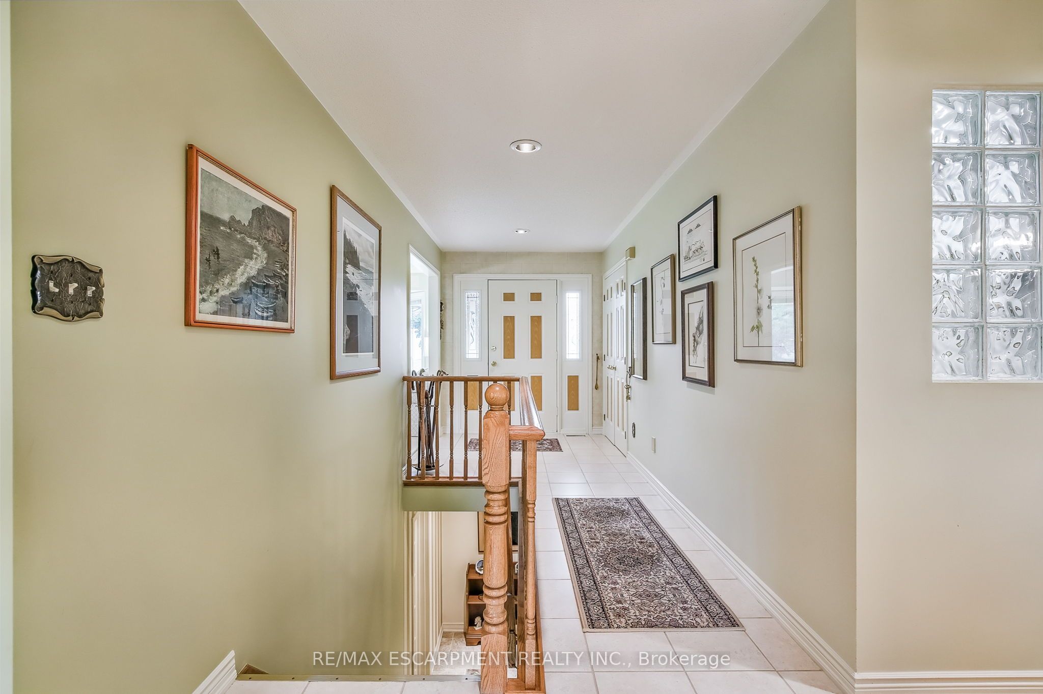 21 RIVIERA Ridge