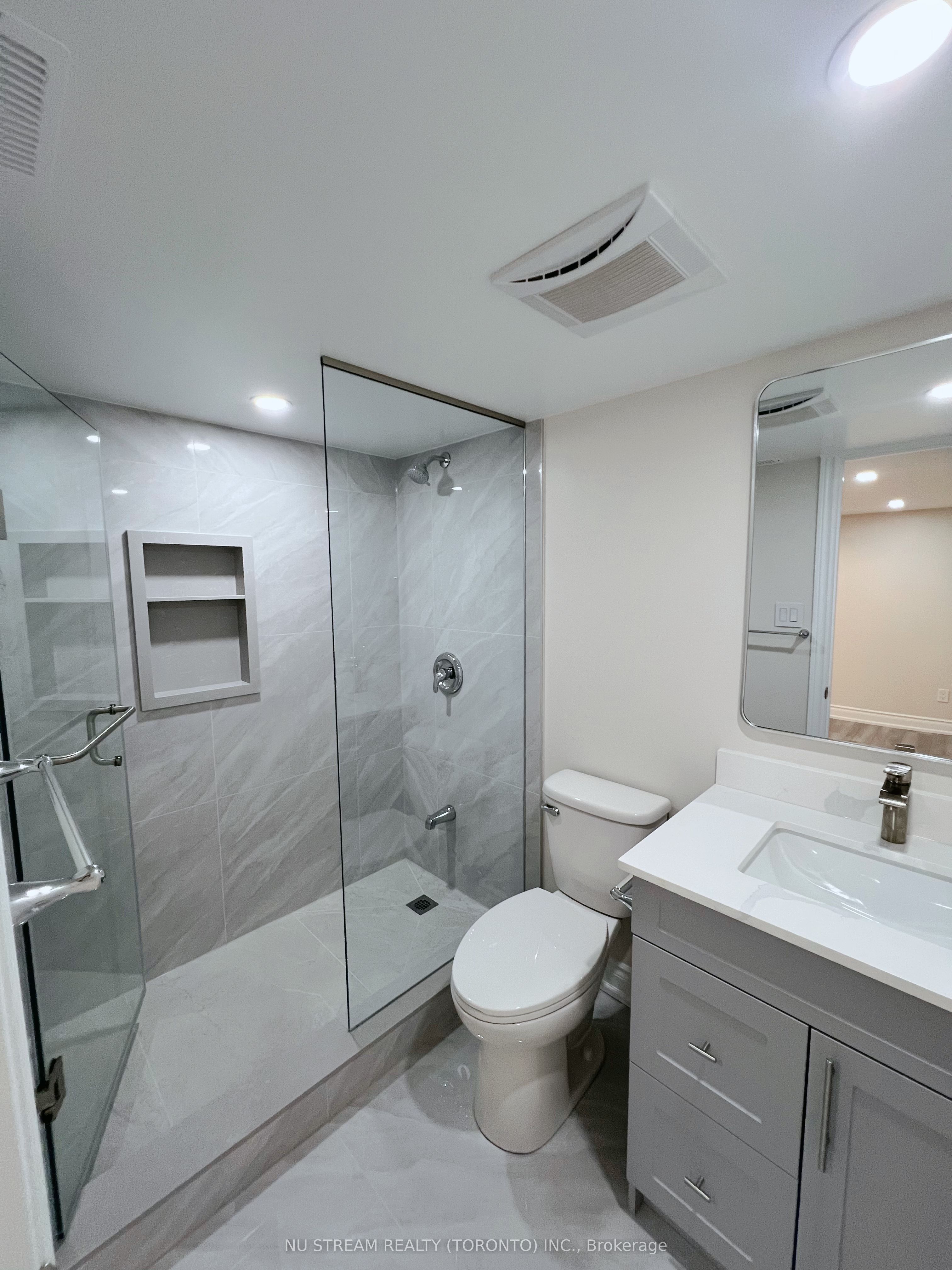 133 Jinnah Avenue Bsmt