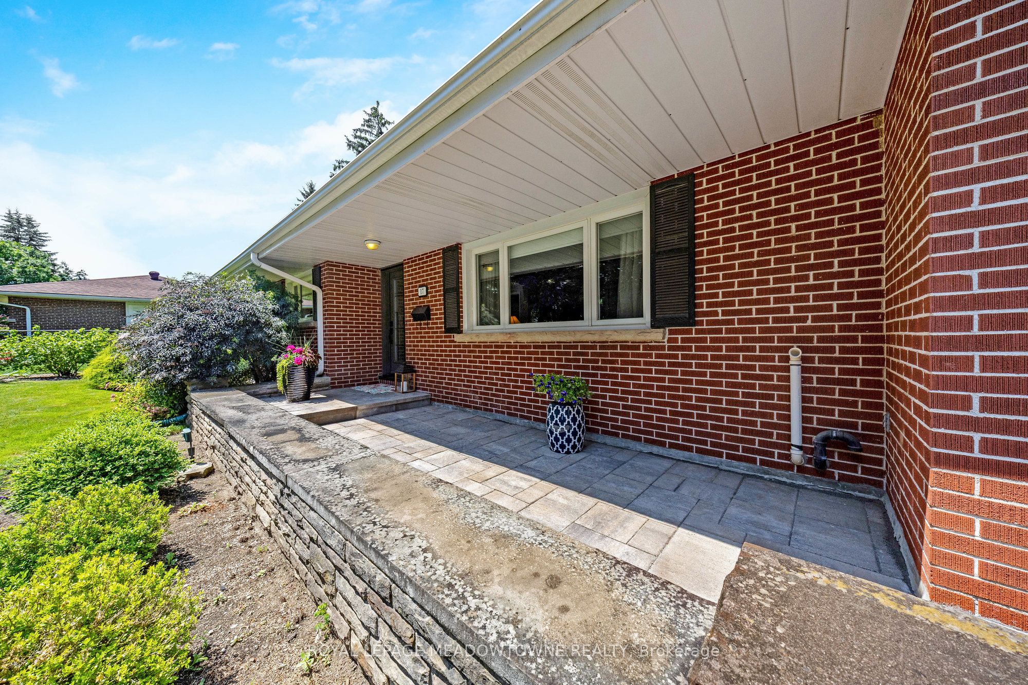 17 Valleyview Road