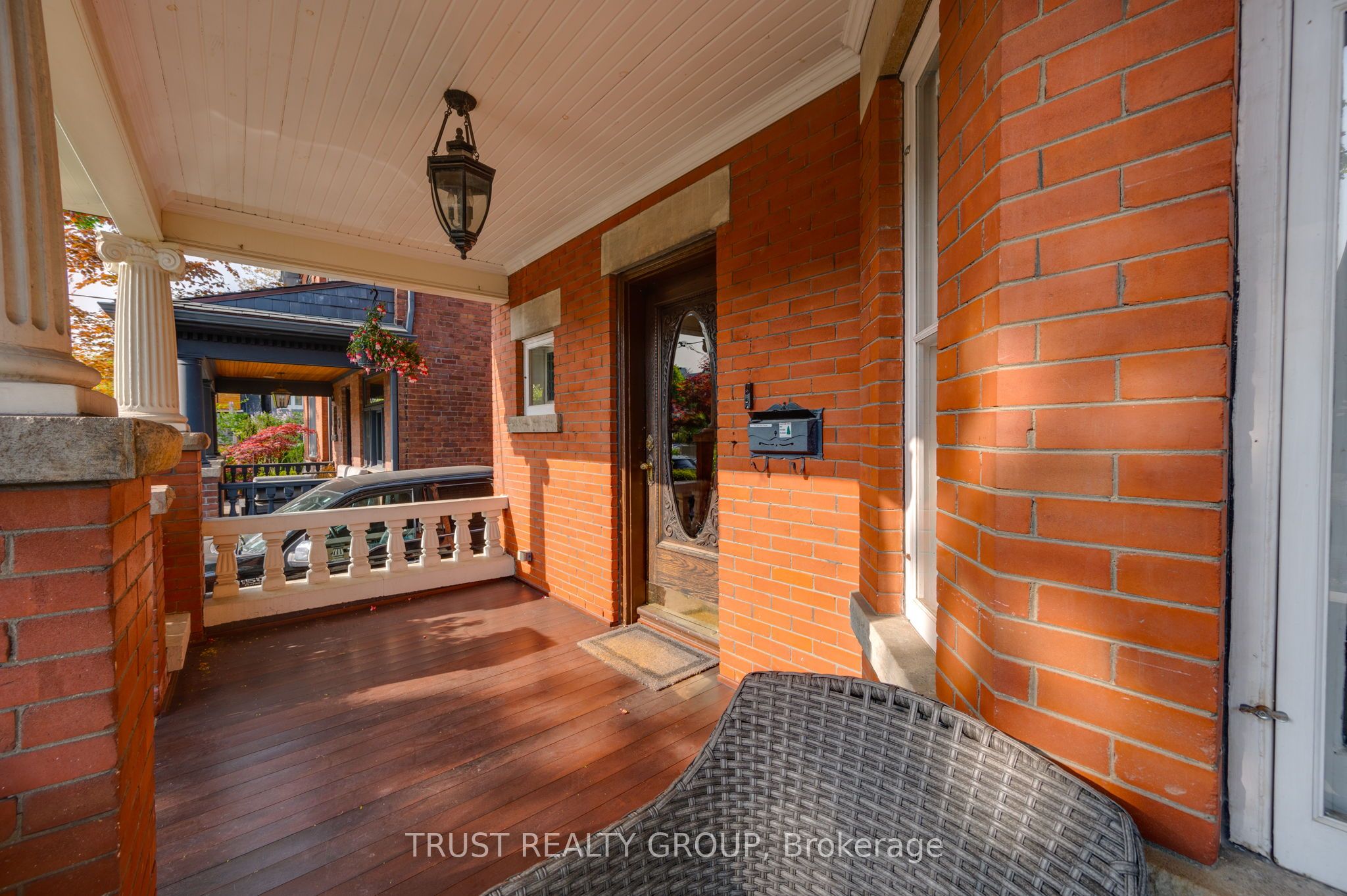 5 Ellerbeck Street