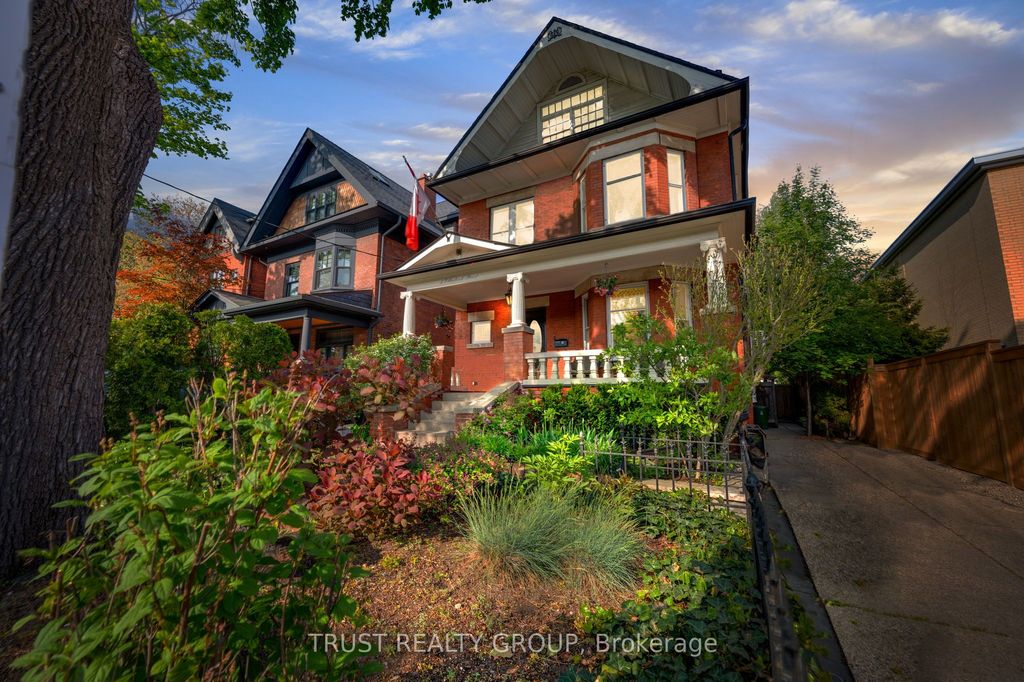 Photo of 5 Ellerbeck Street, Toronto, ON M4K 2T6 (MLS # E12299517)