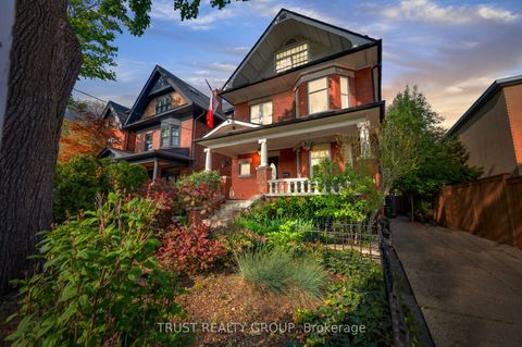 5 Ellerbeck Street Toronto ON M4K 2T6