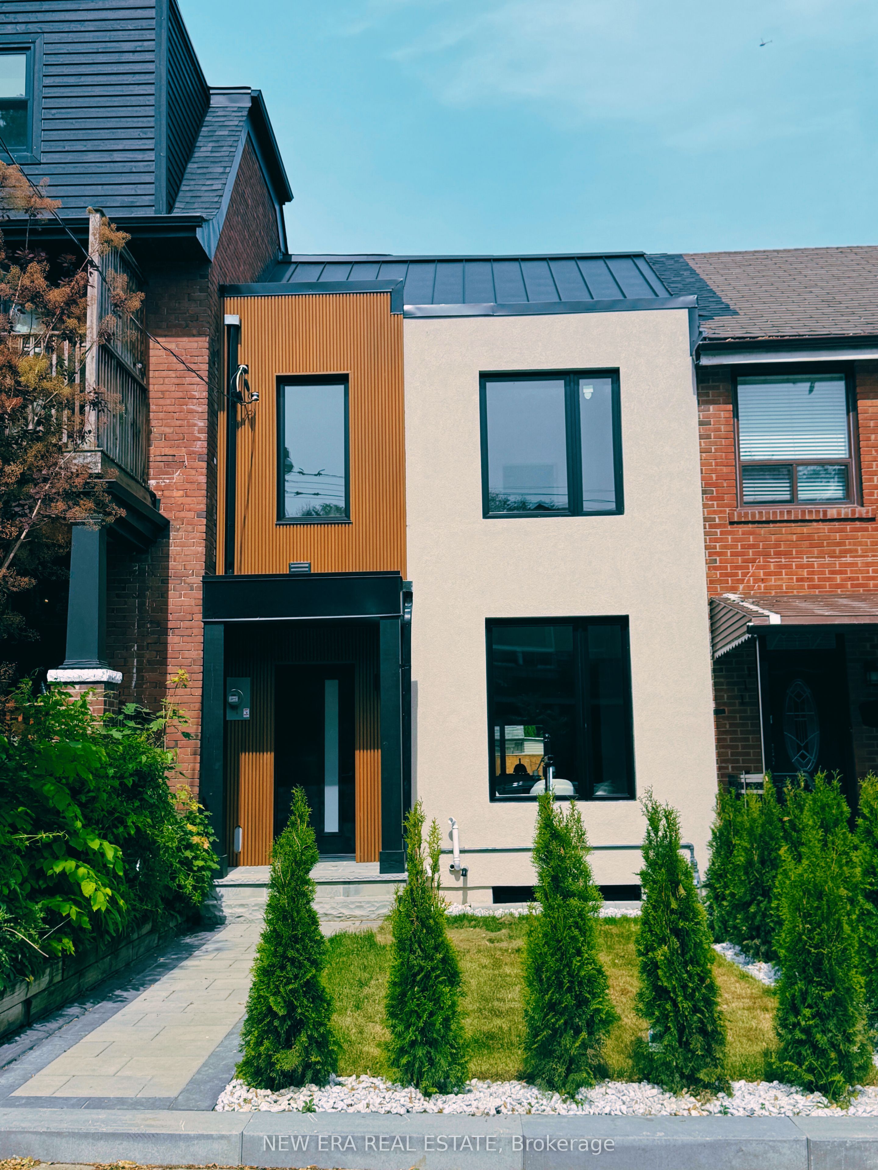 113 Bellwoods Avenue