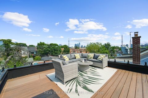 113 Bellwoods Avenue Toronto ON M6J 3N4