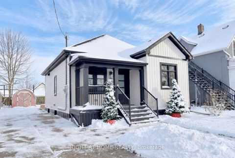 5 Cozy Street Welland ON L3B 4H1