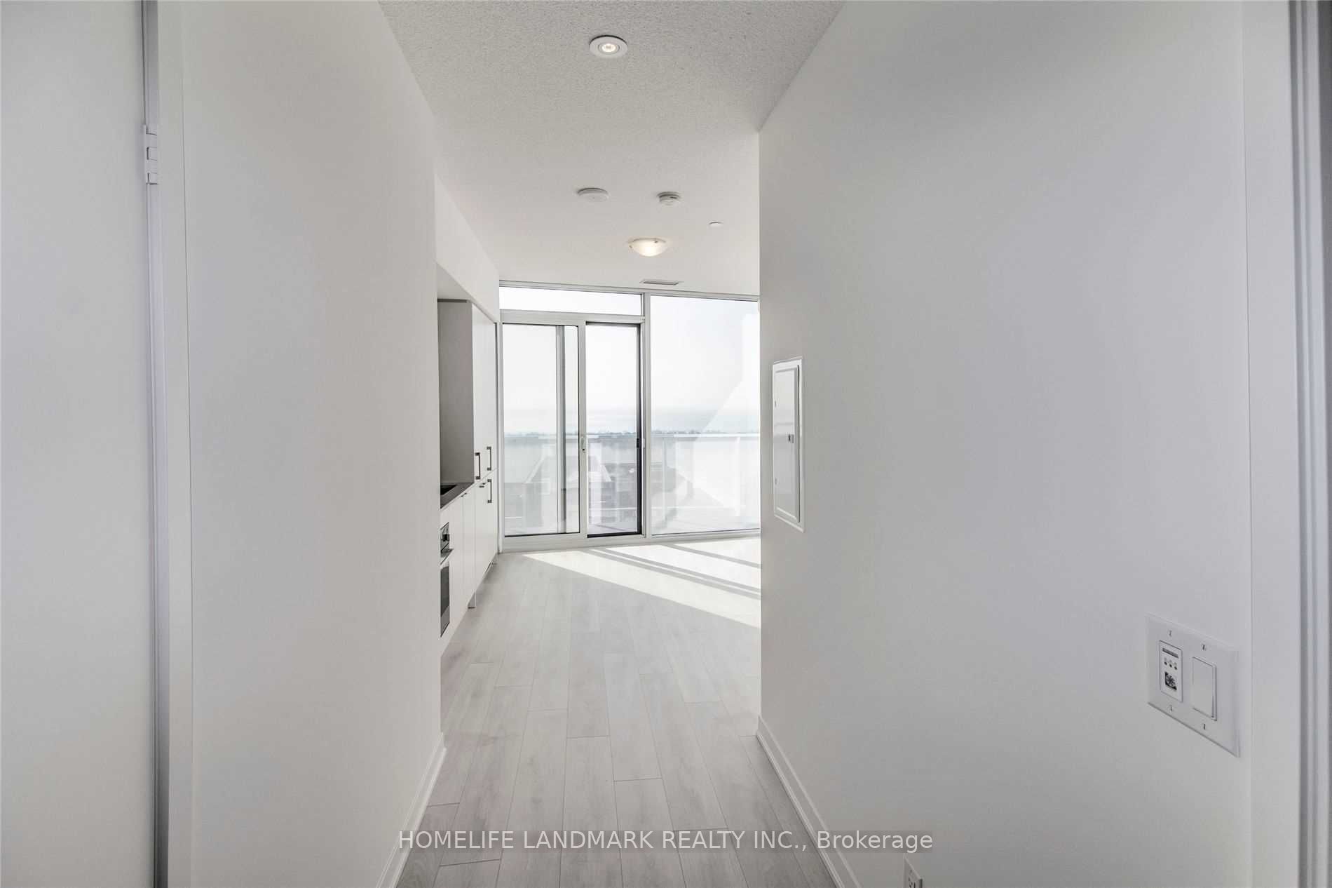 100 Harbour Street 4908