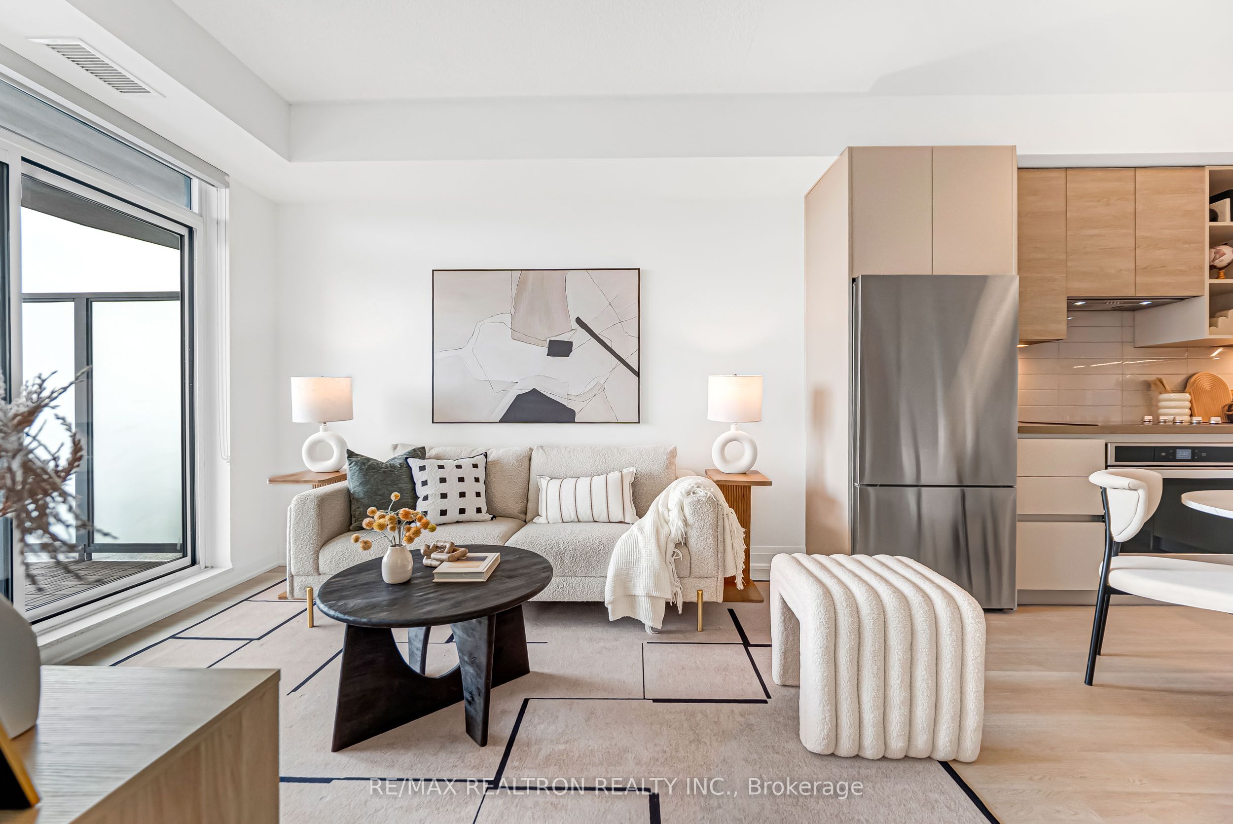 398 Hwy 7 N/A E 1207