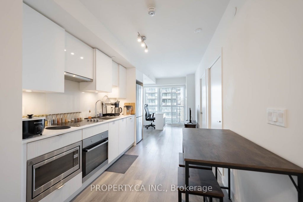 Photo of 99 Broadway Avenue #2612, Toronto, ON M4P 0E3 (MLS # C13762388)