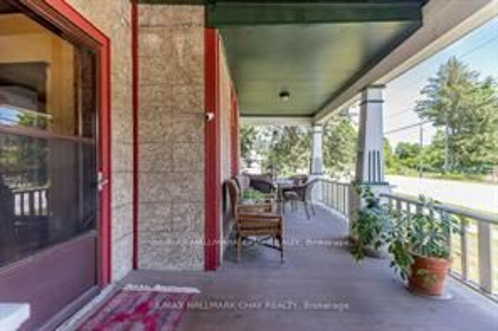 Photo of 4514 Penetanguishene Road, Springwater, ON L0L 1V0 (MLS # S12935570)