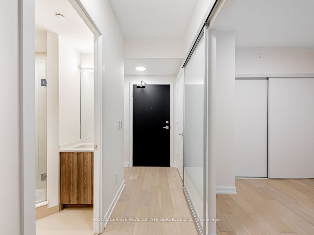 Photo of 840 St Clair Avenue W #311, Toronto, ON M6C 0A4 (MLS # C13731282)