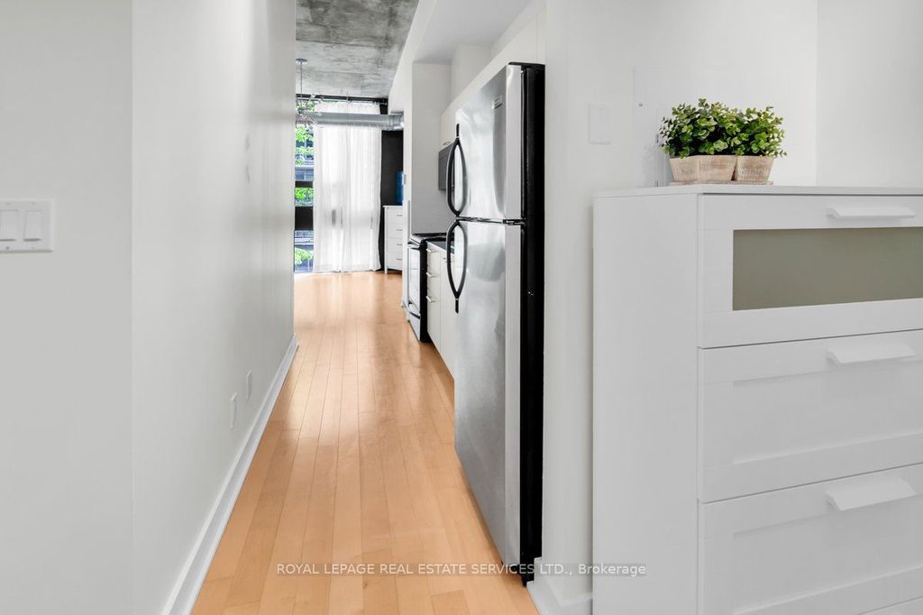 Photo of 60 Bathurst Street #210, Toronto, ON M5V 2P7 (MLS # C13158340)
