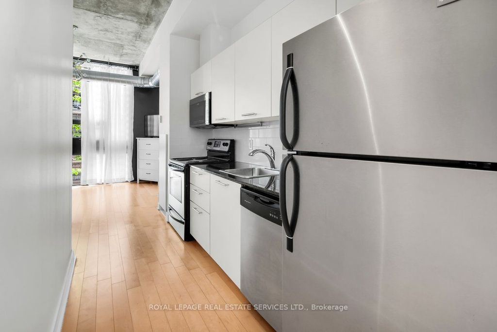 Photo of 60 Bathurst Street #210, Toronto, ON M5V 2P7 (MLS # C13158340)