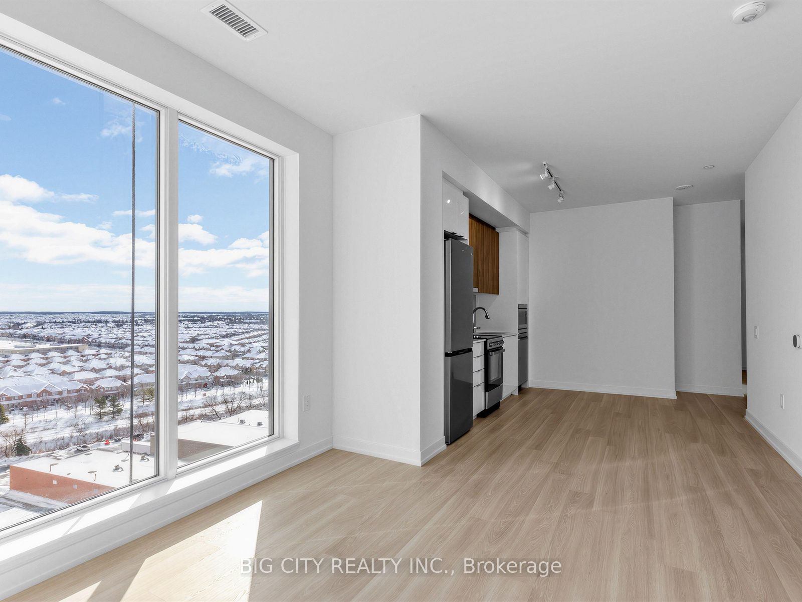 9751 Markham Road 1803