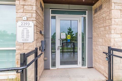 2393 Bronte Road 102 Oakville ON L6M 4J2