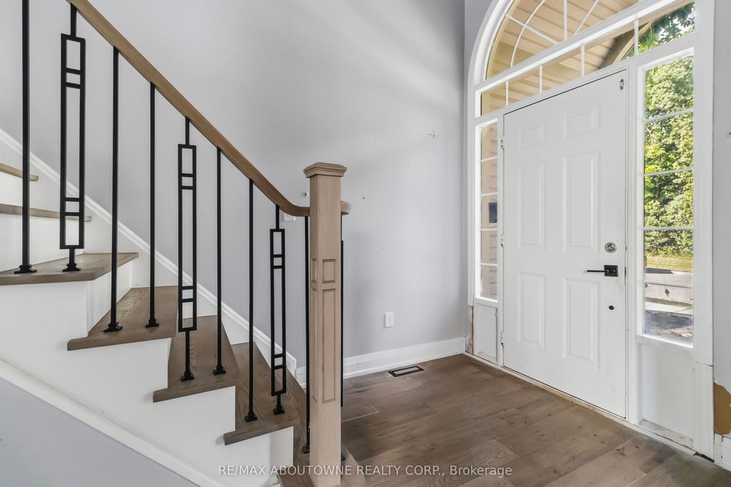 Photo of 930 Lancaster Boulevard, Milton, ON L9T 6A4 (MLS # W13567848)