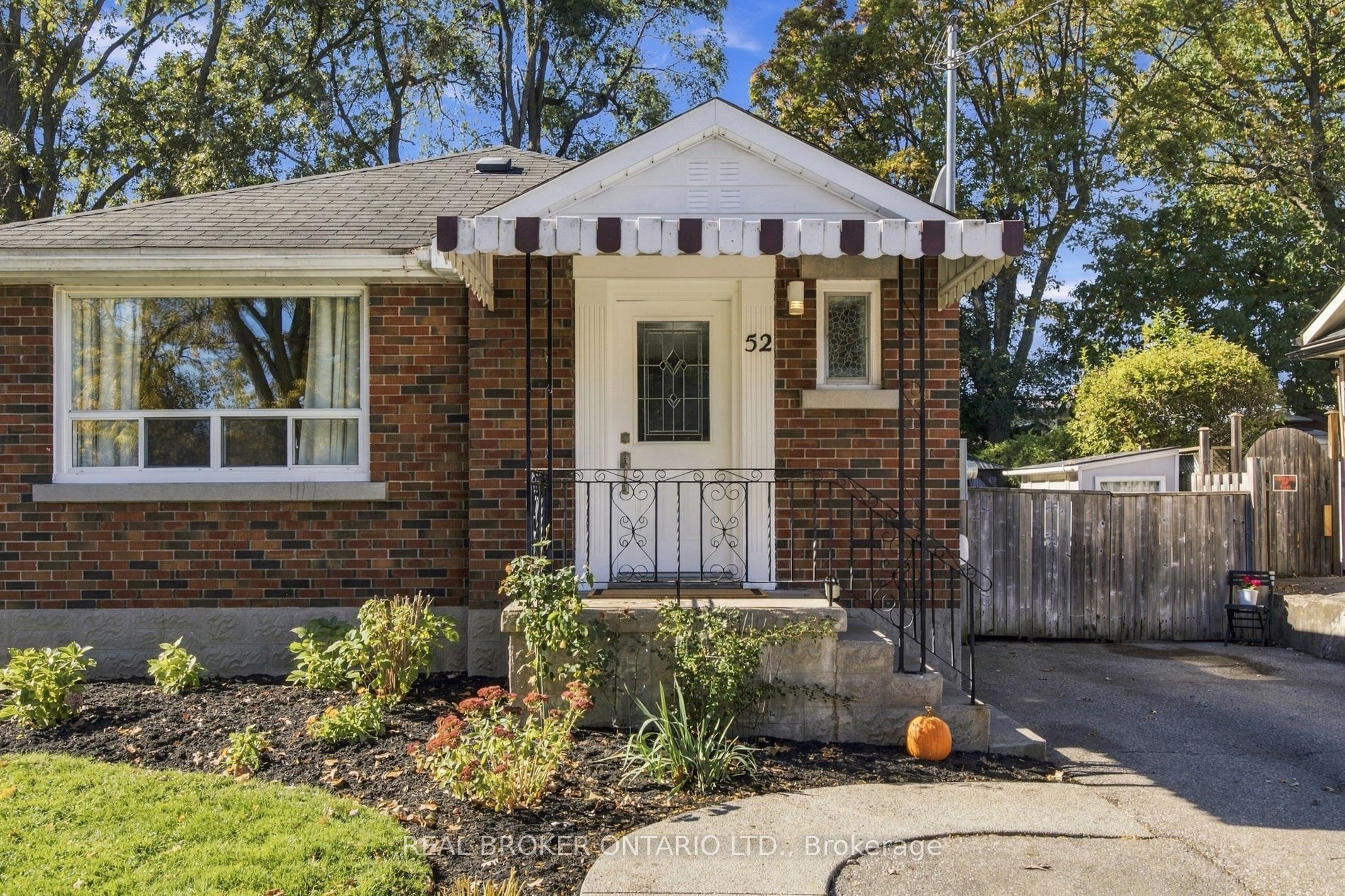 52 Dudhope Avenue