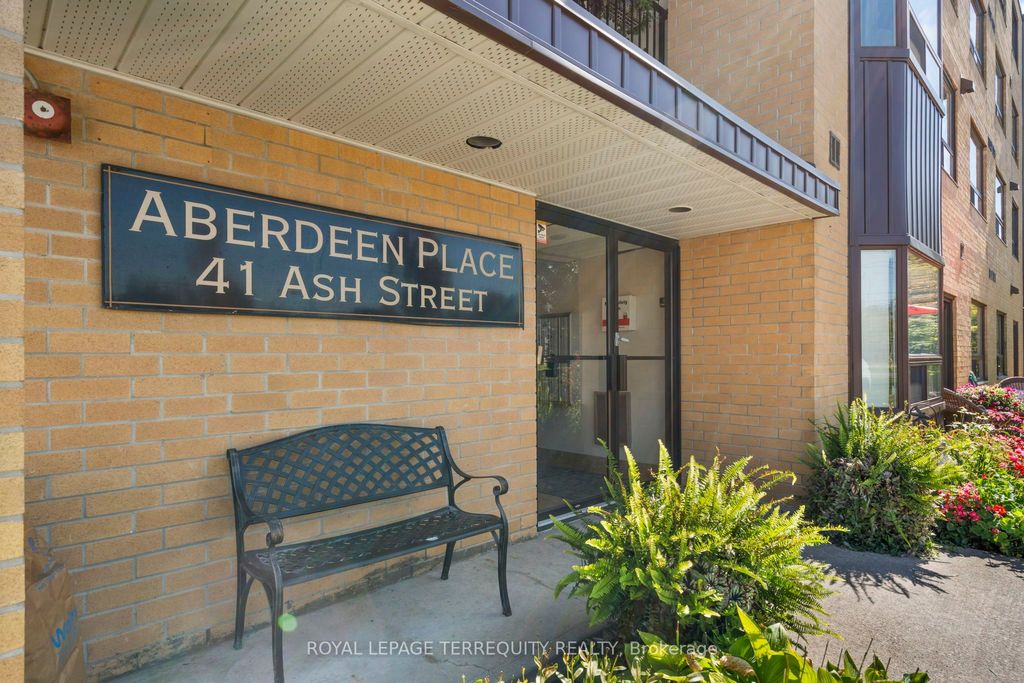 Photo of 41 Ash Street #304, Uxbridge, ON L9P 1E2 (MLS # N12450014)