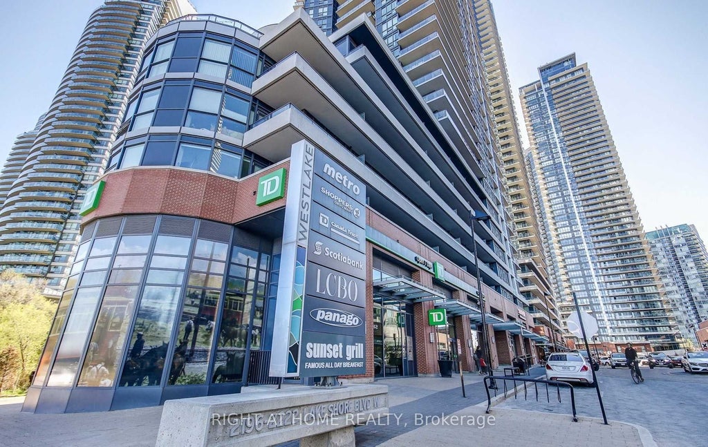 Photo of 2212 Lake Shore Boulevard W #502, Toronto, ON M8V 0C2 (MLS # W14006314)