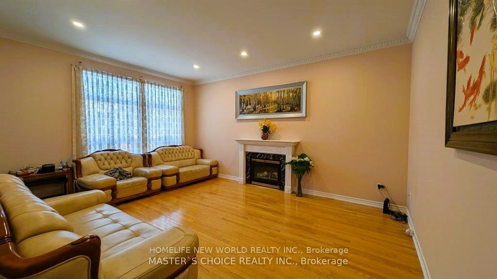 6 Farmstead Road